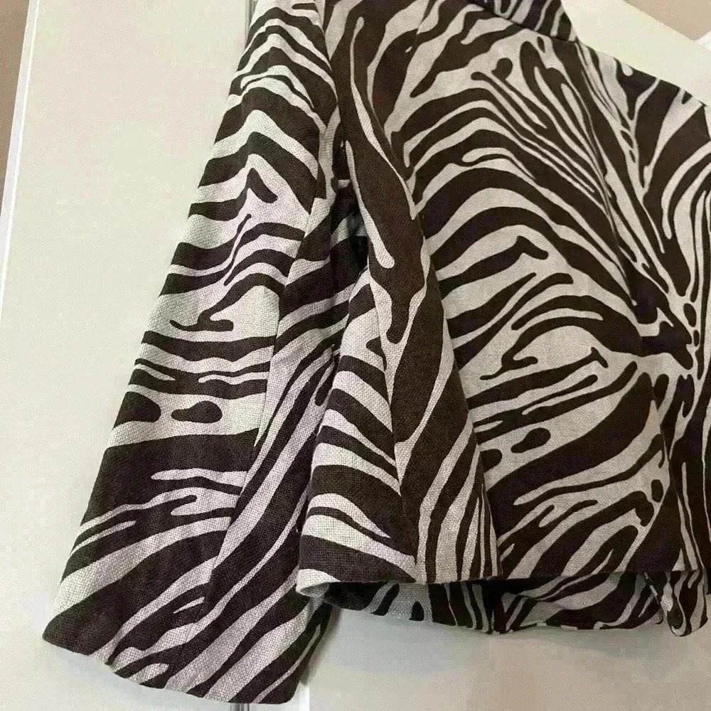 NWOT Michael Kors Brown & White Zebra Jacket Size 12P - Picture 11 of 11